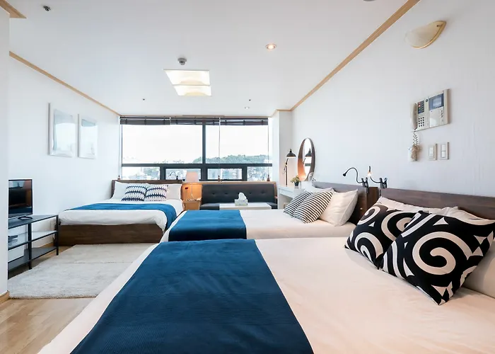 Willow House Hongdae