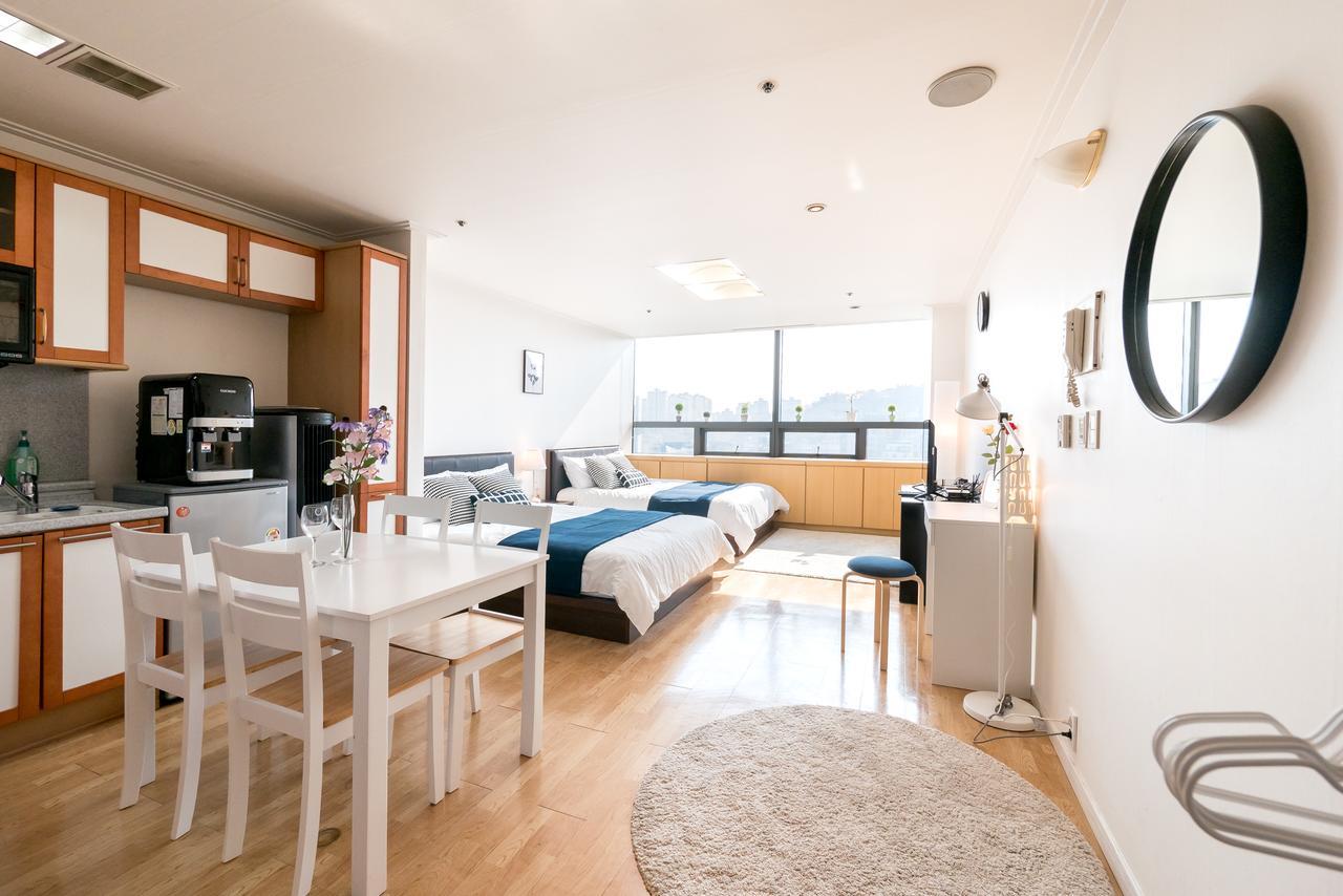 Apartment Willow House Hongdae