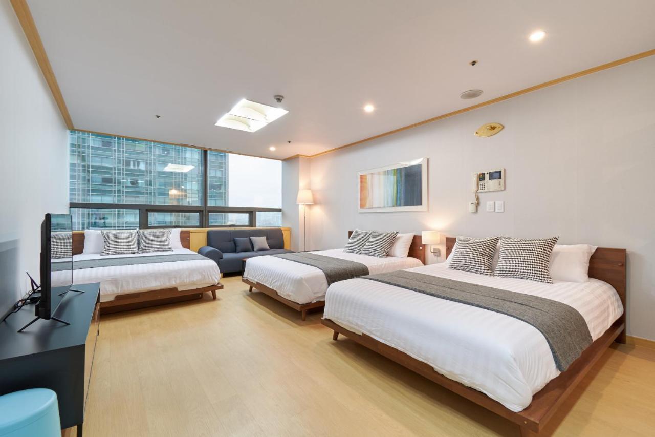 Apartment Willow House Hongdae Seoul
