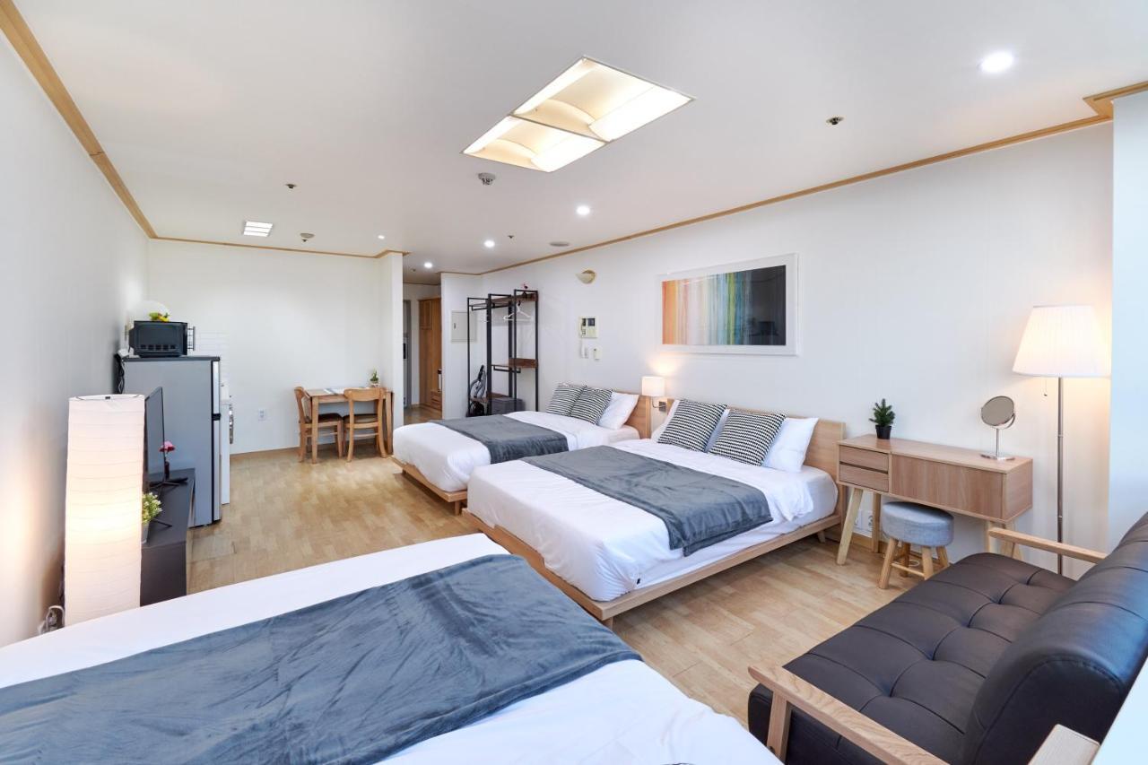 Apartment Willow House Hongdae