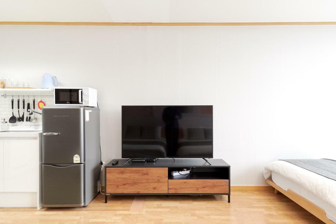 Apartment Willow House Hongdae
