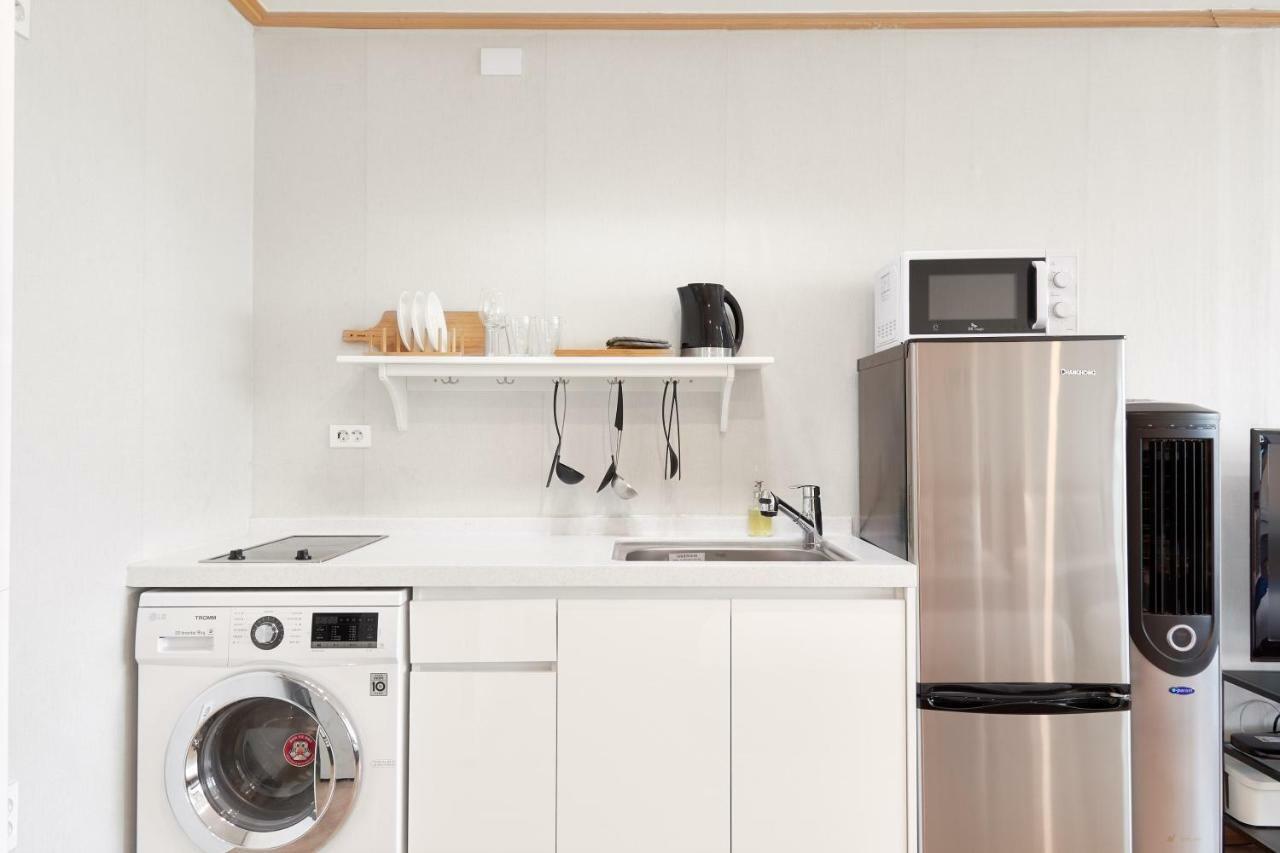 Apartment Willow House Hongdae Seoul